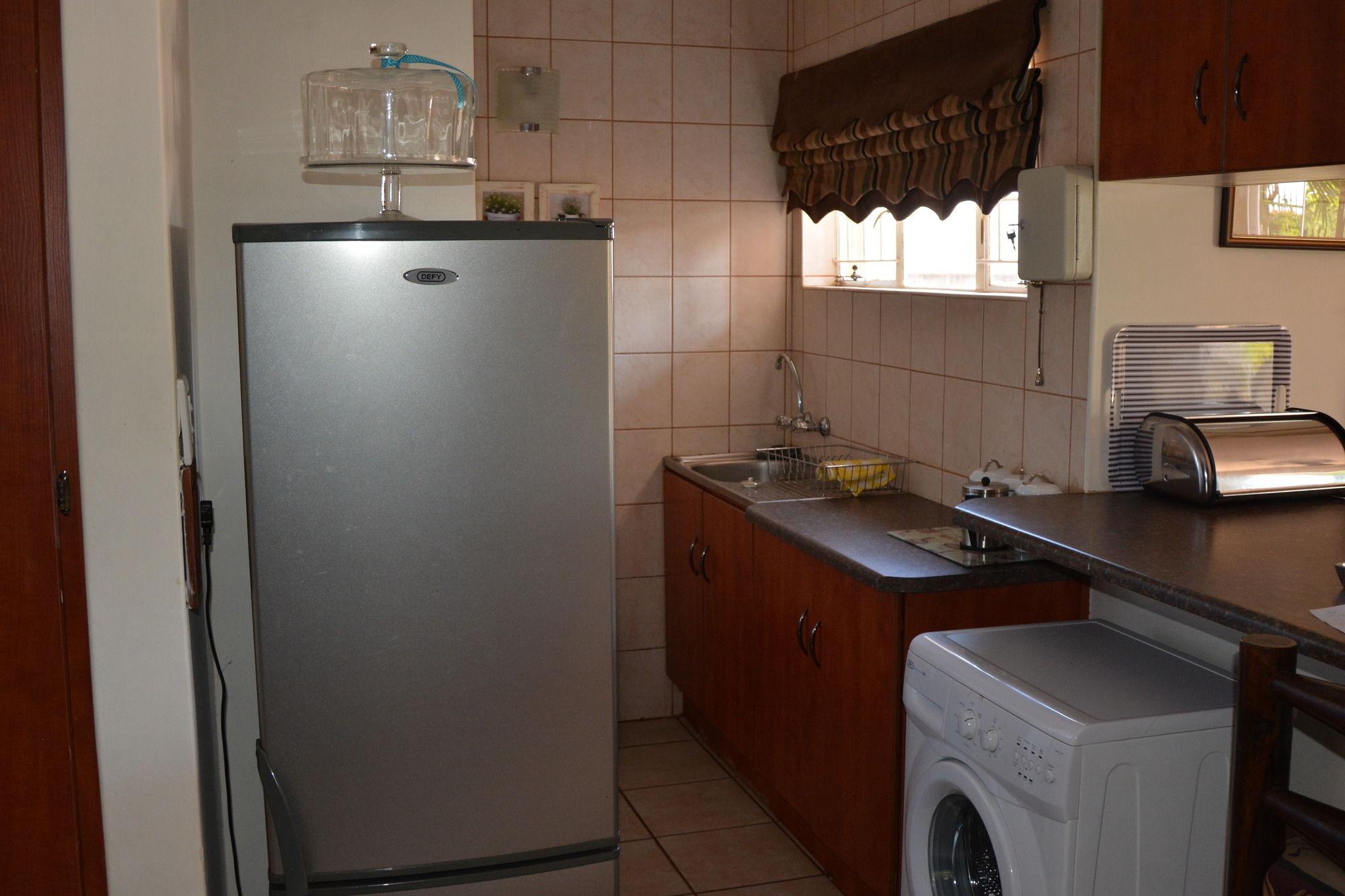 Sunset Ridge Guest House Ράστενμπεργκ Εξωτερικό φωτογραφία